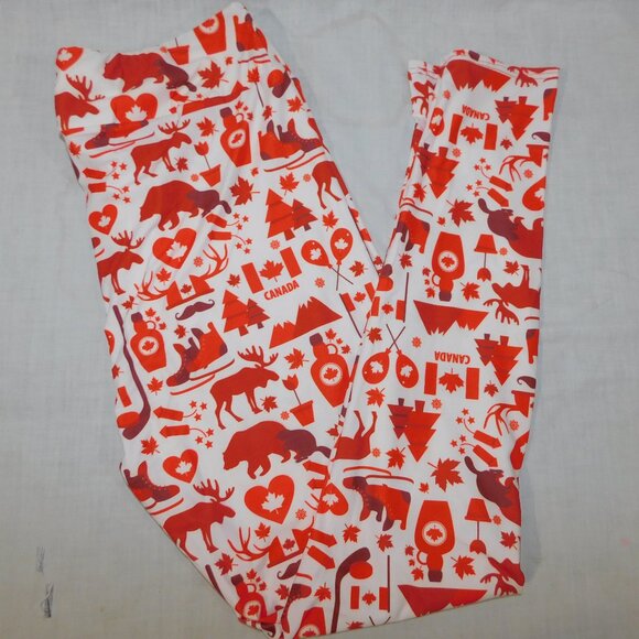 Miss T's Fashion TC2 Womens 20 to 26 Red White Canada Themed Leggings - Picture 1 of 6